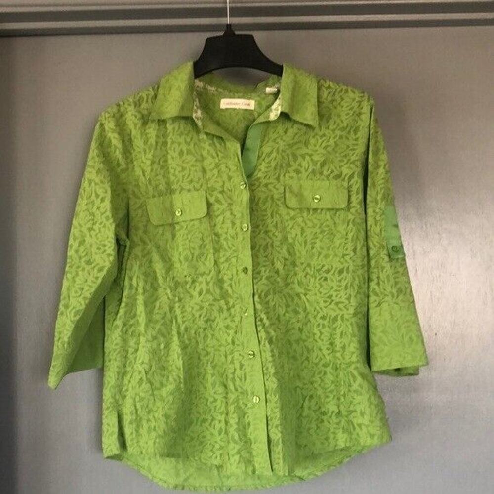 Coldwater Creek Button Up Shirt Womens Medium M Green Floral ¾ Sleeve Roll Tab